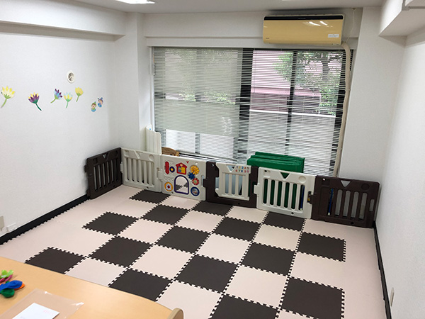 ベビーシッター かがやき